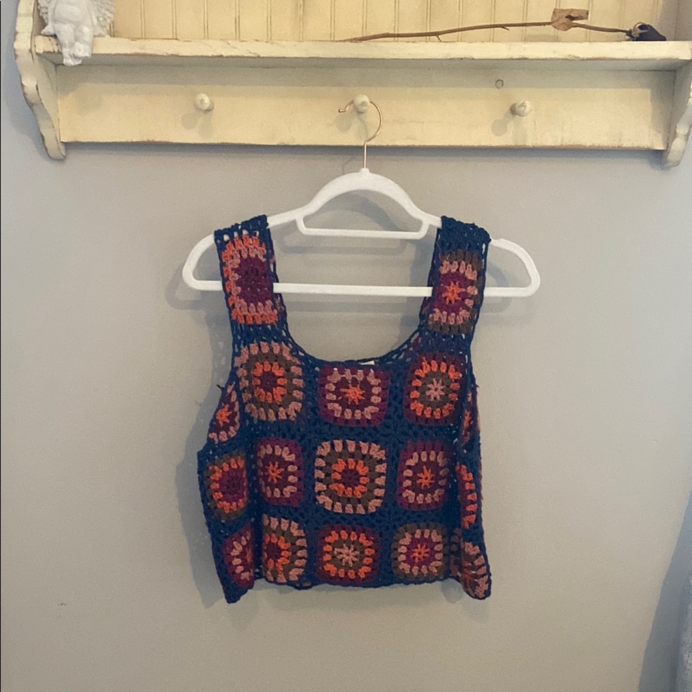 NATURAL LIFE Blue and Red Cropped Boxy Tank Top